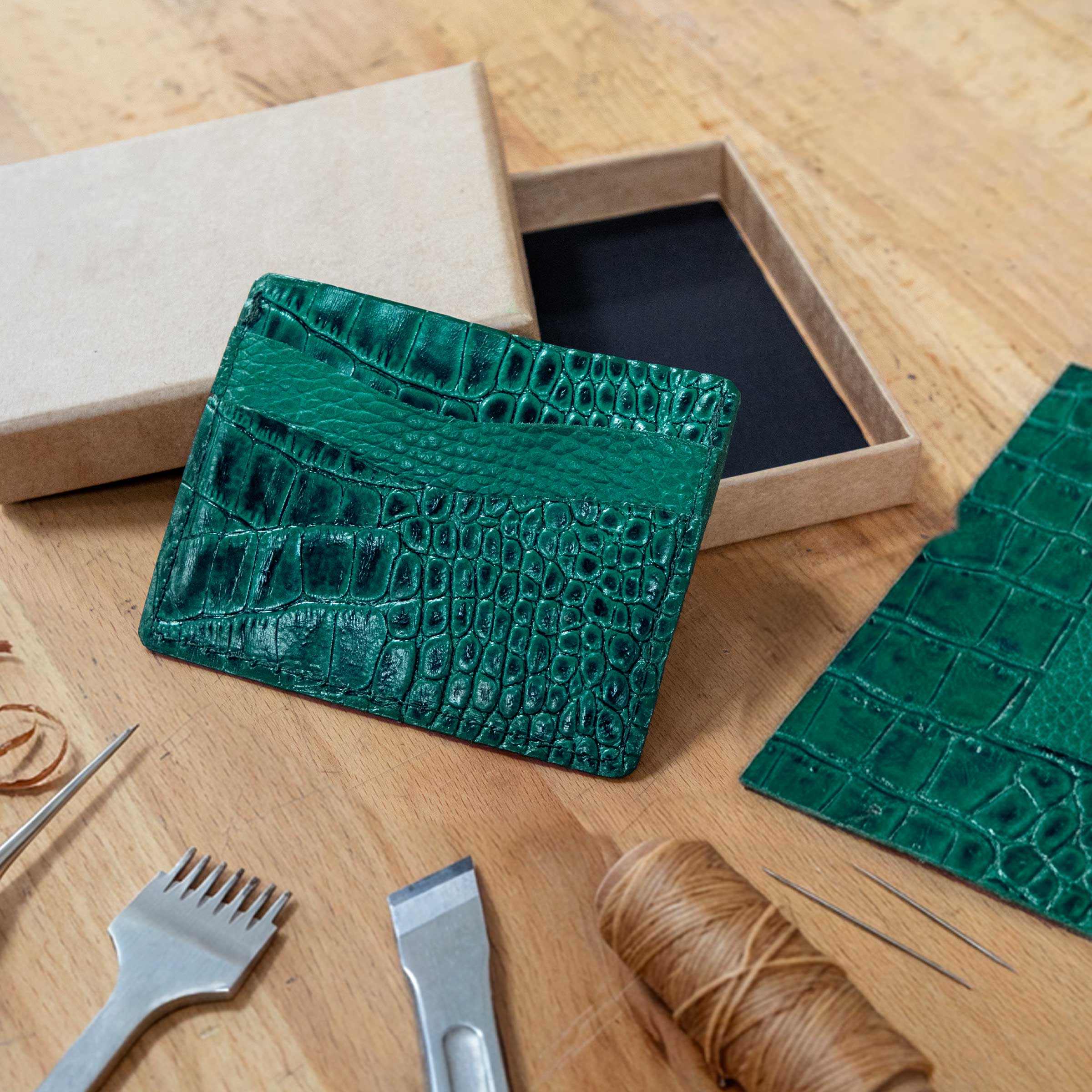 Artisan Verde Slim Wallet | Limited Edition Italian Craftsmanship