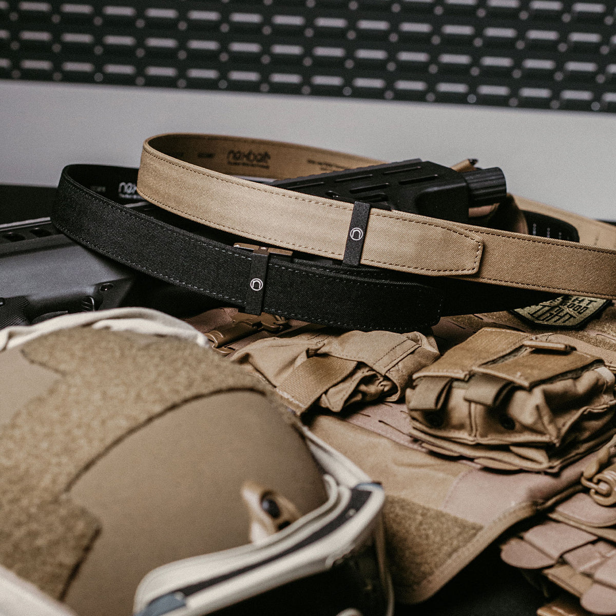 Heavy-duty Nexbelt EDC ratchet belt with reinforced buckle