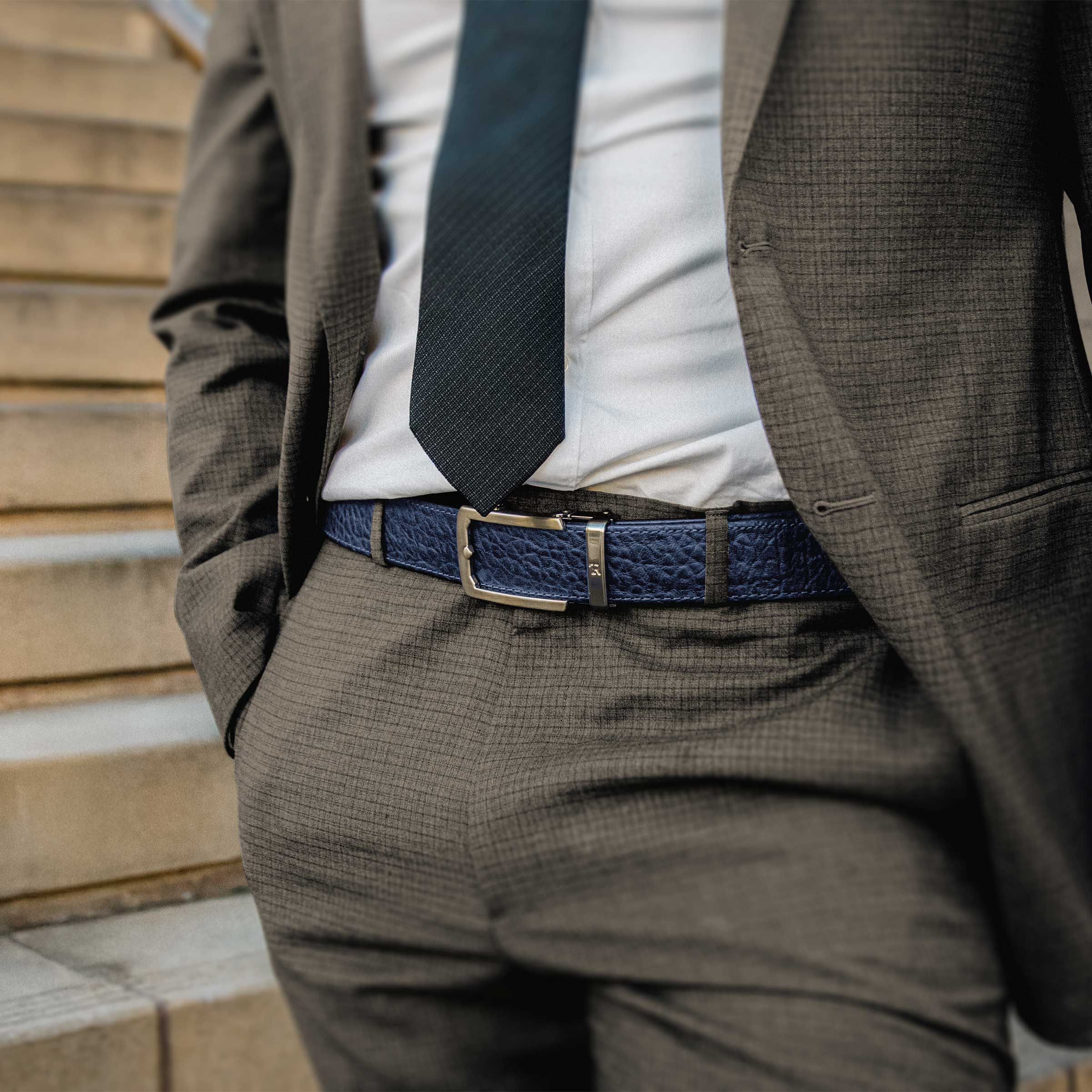 Bison Navy Luxury Ratchet Belt 1.5