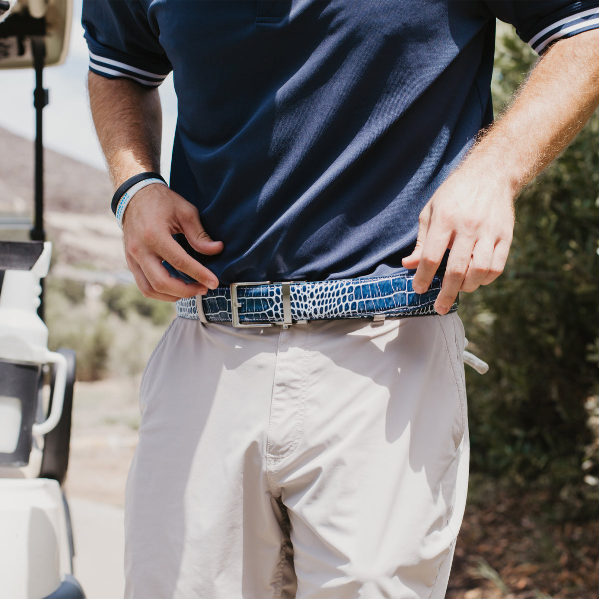 Kayiman Navy w/White Ratchet Belt 1.575" [40mm]